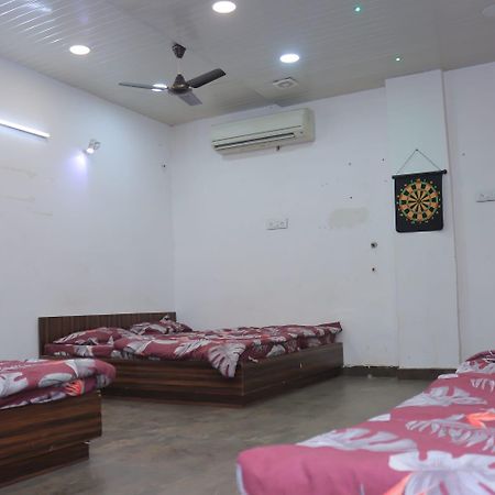Madan Residency , Amritsar 호텔 외부 사진